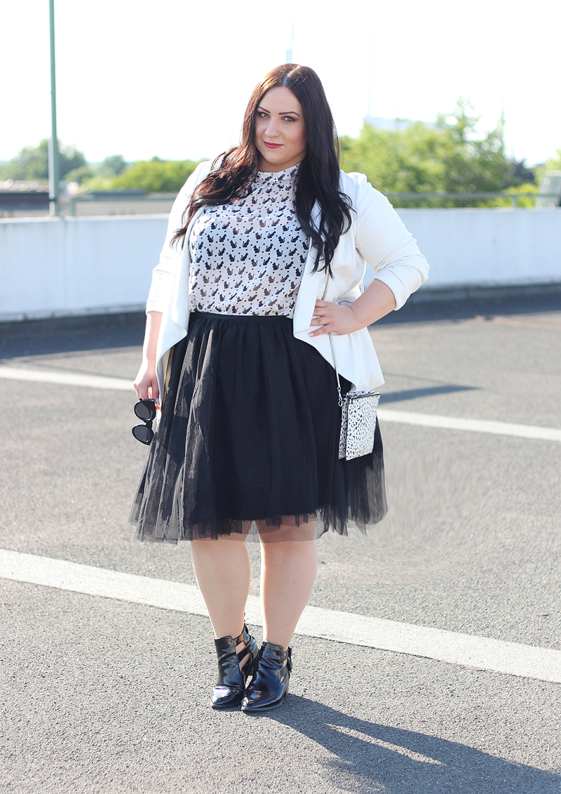 Ootd Diversity Sechs Blogger Eine Katzchen Bluse Dressitcurvy Plus Size Fashion Blog