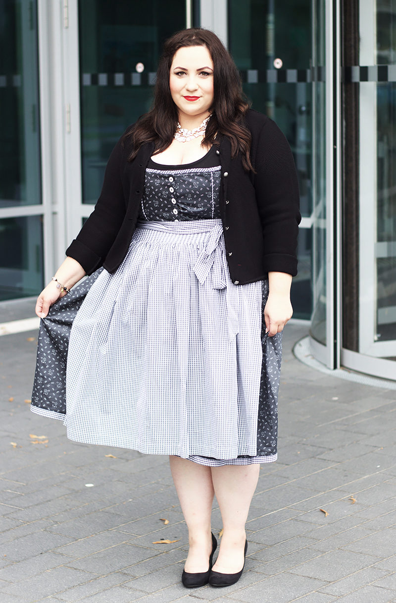 Sheego Dirndl